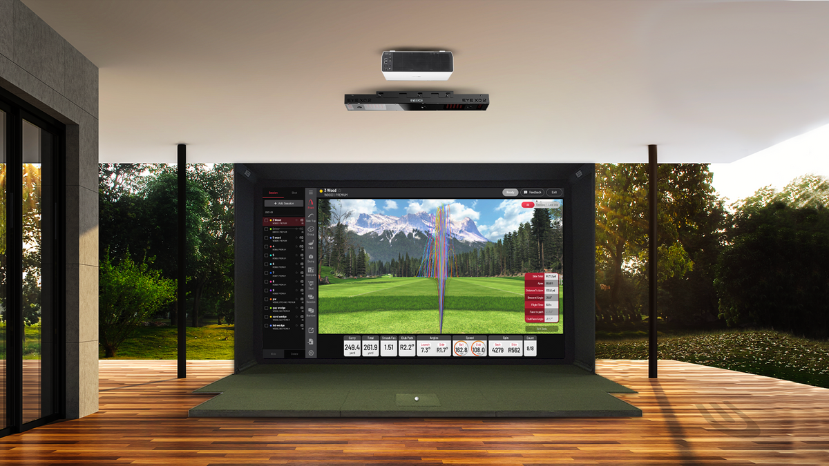 Uneekor Eye XO2 Golf Simulator